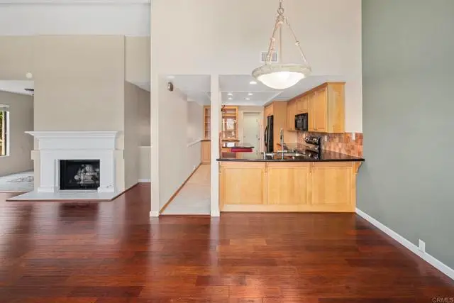 5983 Gaines Street, San Diego, CA 92110 - Image #2