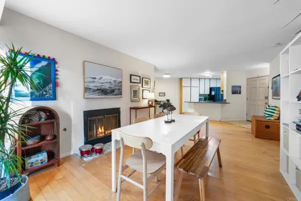 7228 Camino Degrazia #271, San Diego, CA 92111