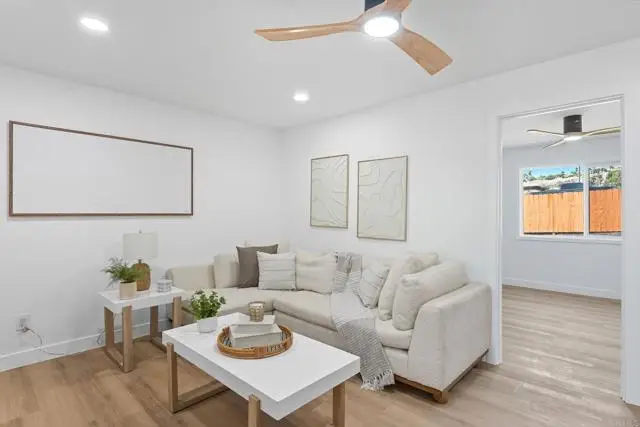 9494 Chimney Rock Ln, El Cajon, CA 92021 - Image #2