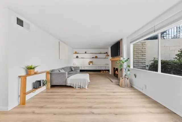 806 E 4th Avenue #7, Escondido, CA 92025 - Image #2