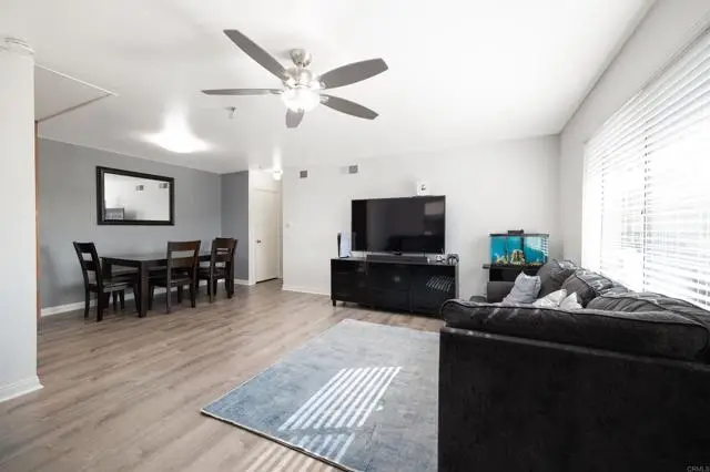 318 Graves Court, El Cajon, CA 92021 - Image #2