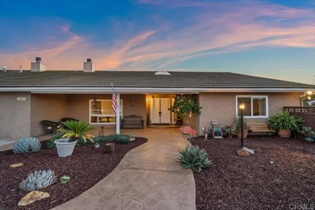 13815 Hilldale Road, Valley Center, CA 92082 - Image #2