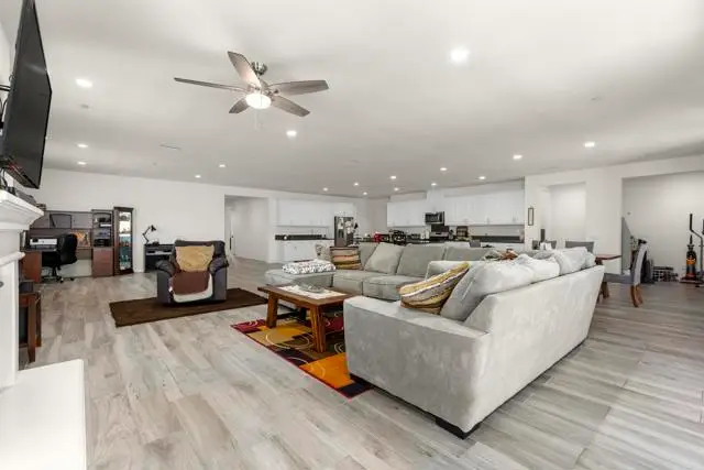 34885 Heartland Lane, Murrieta, CA 92563 - Image #2