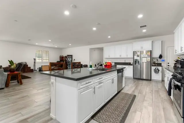 34885 Heartland Lane, Murrieta, CA 92563 - Image #3