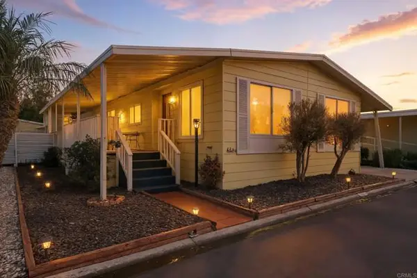 2130 Sunset Drive #SPC 94, Vista, CA 92081