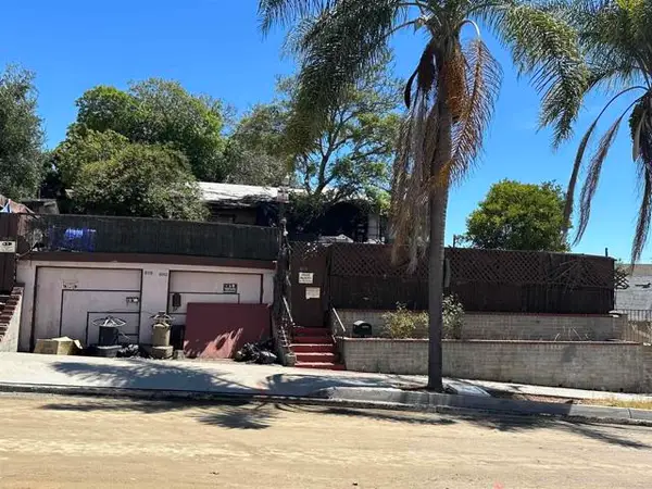 6113 Acorn Street, San Diego, CA 92115