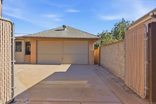 215 Ash Avenue, Chula Vista, CA 91910 - Image #3