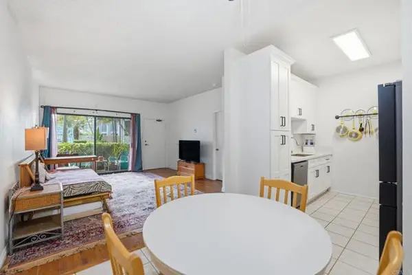 8310 Regents Road #1E, San Diego, CA 92122