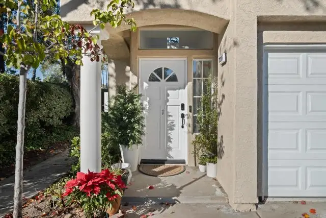 11330 Camino Playa Cancun, San Diego, CA 92124 - #3