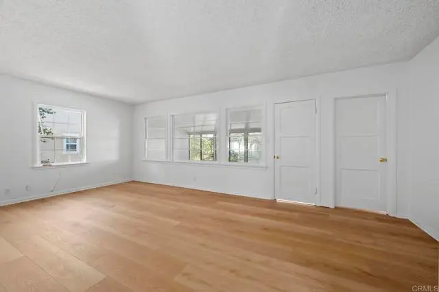 14151 La Rue Street, San Fernando, CA 91340 - #2