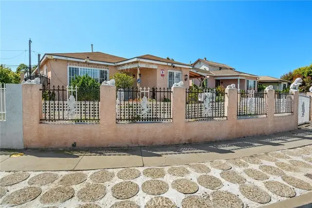 3830 W 118th Street, Hawthorne, CA 90250 - Image #1