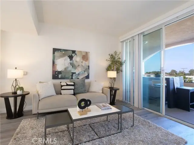 1281 Cabrillo Avenue #306, Torrance, CA 90501 - Image #2