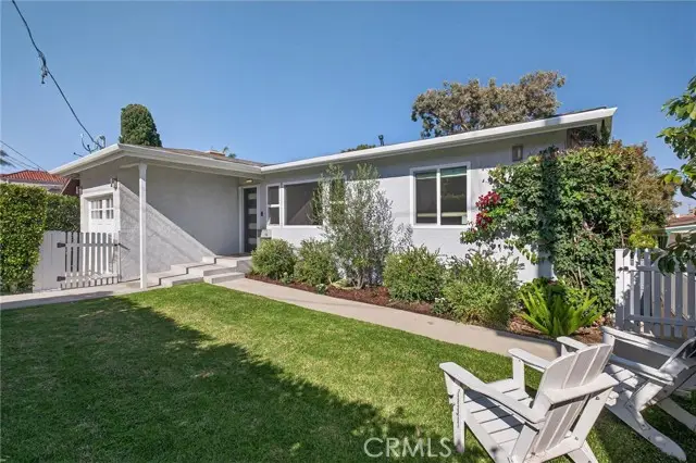 1114 Goodman Avenue, Redondo Beach, CA 90278 - Image #1