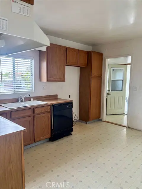 1221 W 13th Street, San Pedro (los Angeles), CA 90731