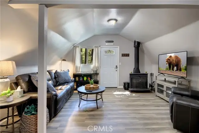 745 Eureka Drive, Big Bear Lake, CA 92315 - Image #3