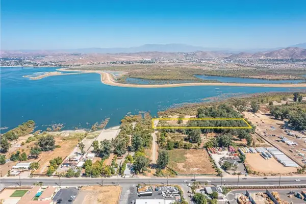 0 371-130-012, Lake Elsinore, CA 92530