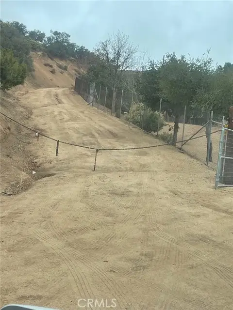 2 Mi S Ave Frwy Vic Hubba, Acton, CA 93510