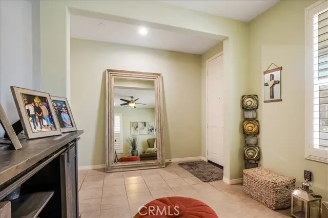 27323 Ardella Place, Santa Clarita, CA 91350 - #3