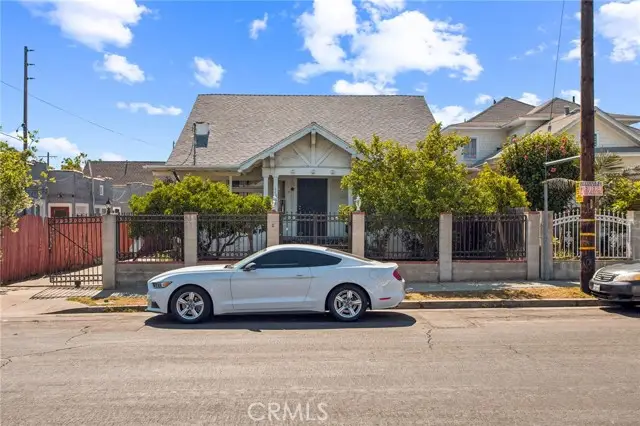 1153 S Kingsley Drive, Los Angeles, CA 90006 - Image #3