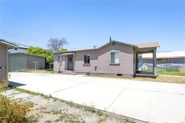 1123 S Mcdonnell Avenue, East Los Angeles, CA 90022 - Image #2