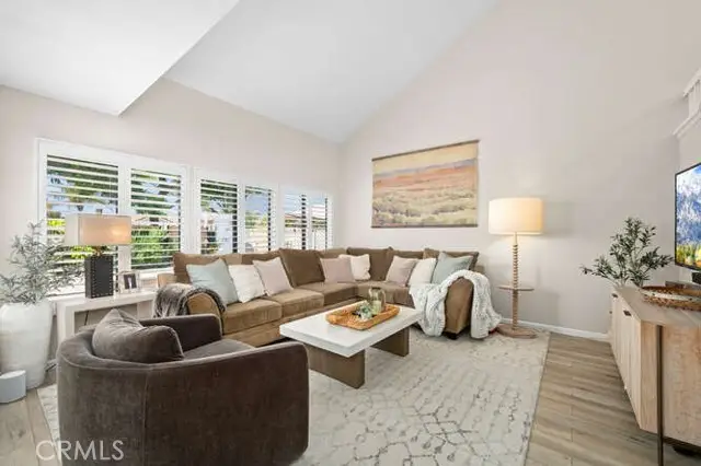 33 Floramar, Rancho Santa Margarita, CA 92688 - Image #3