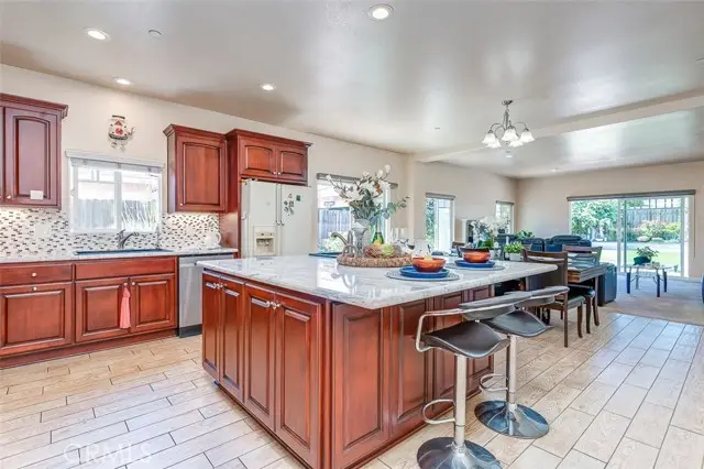 335 E Francis, La Habra, CA 90631 - Image #3