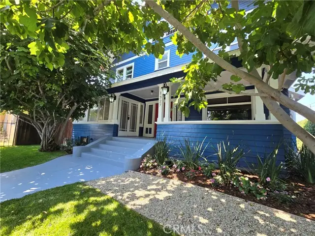 1327 W 35th Street, Los Angeles, CA 90007 - Image #1