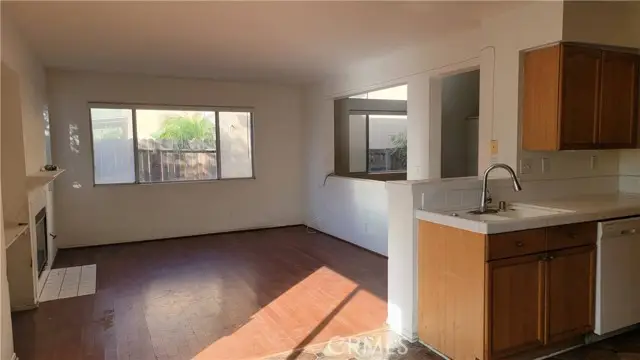 868 Pathfinder Way, Corona, CA 92878 - #3