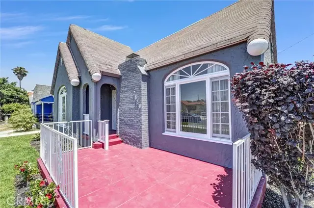 2850 S Norton Ave, Los Angeles, CA 90018 - Image #3