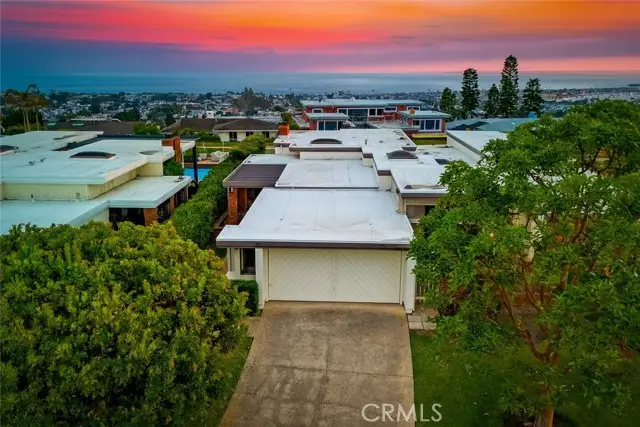 21 Beachcomber Drive, Corona Del Mar, CA 92625 - Image #1