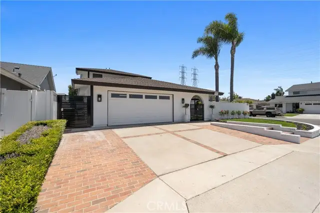 21212 Binghampton Circle, Huntington Beach, CA 92646 - Image #3