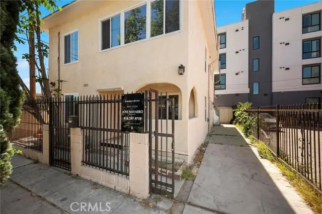 1311 Dewey Avenue, Los Angeles, CA 90006 - Image #3