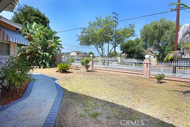 640 S Azusa Avenue, West Covina, CA 91791 - Image #2