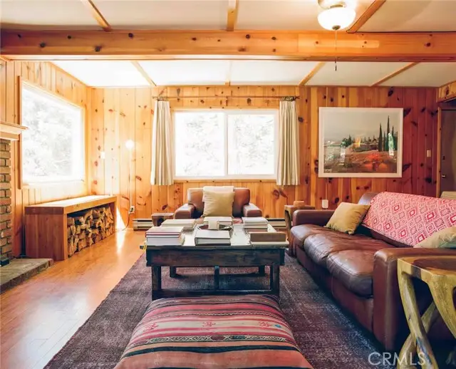 10901 Ponderosa Drive, Wofford Heights, CA 93285 - Image #1