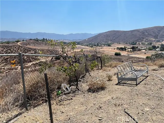 18600 Chippewa Road, Lake Elsinore, CA 92532 - Image #3