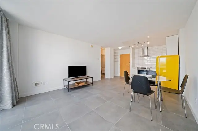 375 Atlantic Avenue #201, Long Beach, CA 90802 - Image #3