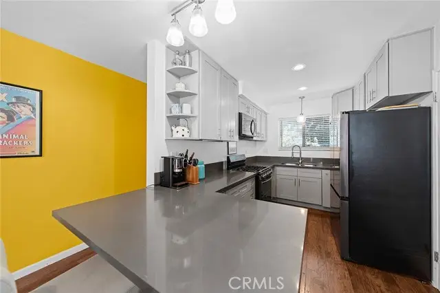 1260 E 4th Street #6, Long Beach, CA 90802 - Image #3