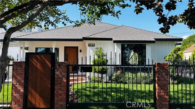 8954 Kramerwood Place, Los Angeles, CA 90034 - Image #2