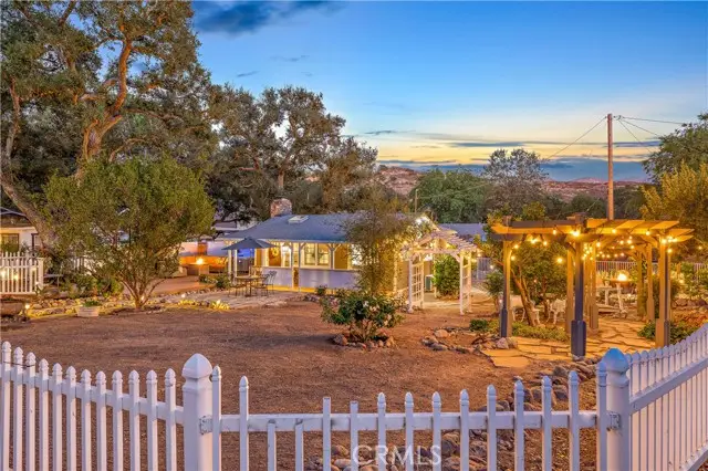 20402 Trabuco Oaks Drive, Trabuco Canyon, CA 92679 - Image #2