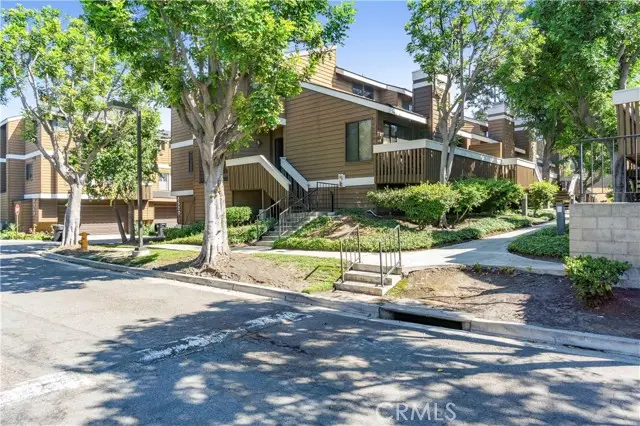 8520 Lake Knoll Avenue #B, Garden Grove, CA 92844 - #2