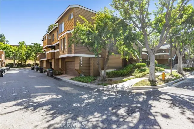 8520 Lake Knoll Avenue #B, Garden Grove, CA 92844 - #3
