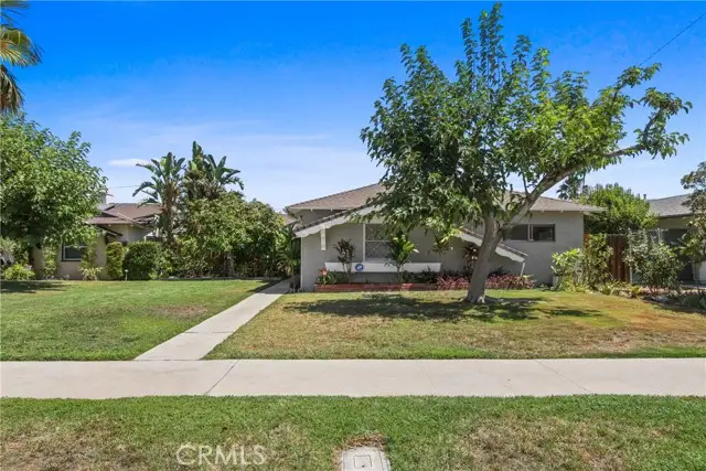 10130 Gerald Avenue, San Fernando Valley, CA 91343 - Image #2