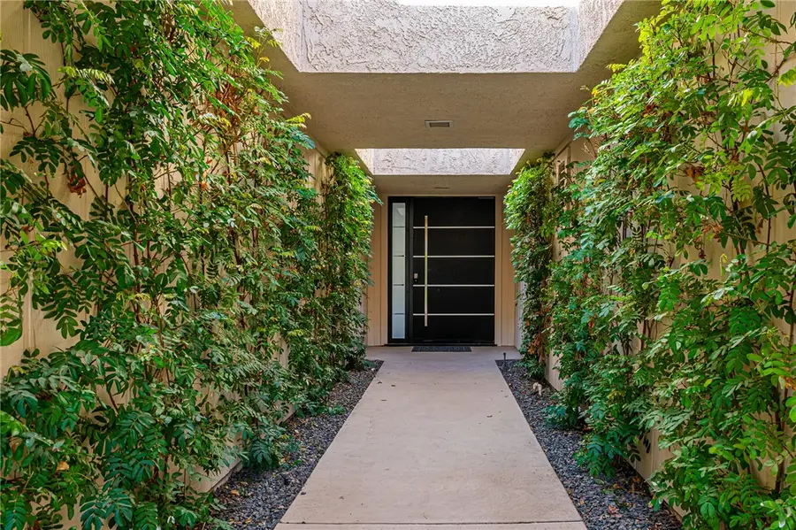 21 Dartmouth Drive, Rancho Mirage, CA 92270 - Image #2