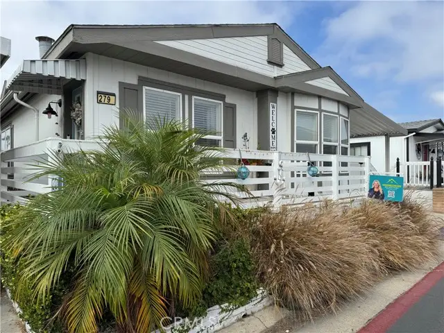 21851 Newland #279, Huntington Beach, CA 92646 - Image #2