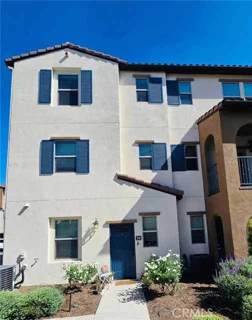 9871 Alburtis Avenue #38, Santa Fe Springs, CA 90670