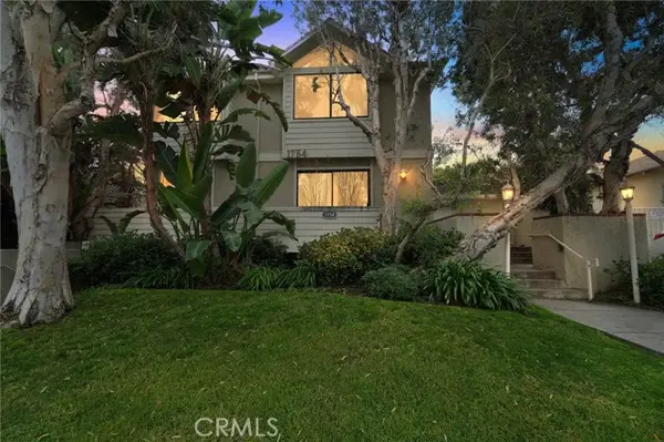 1754 11th Street #101, Santa Monica, CA 90404