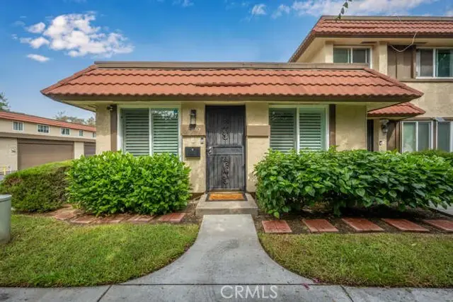 2697 W Parkside Lane, Anaheim, CA 92801 - Image #1