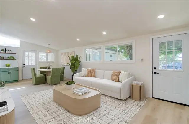 3881 Manchester Place, Riverside, CA 92503 - Image #2