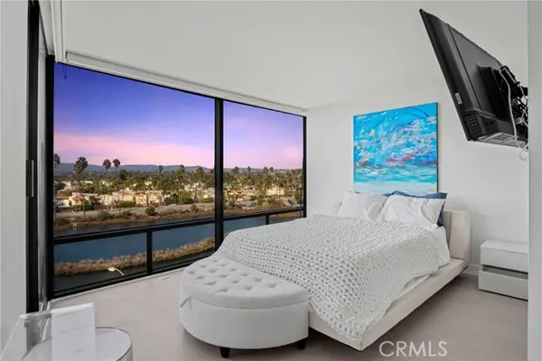 4265 Marina City Dr. #207, Marina Del Rey, CA 90292