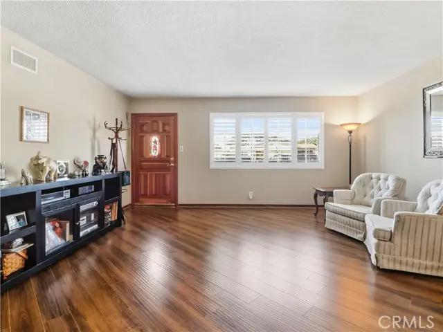 10930 Rio Hondo, Downey, CA 90241 - Image #3